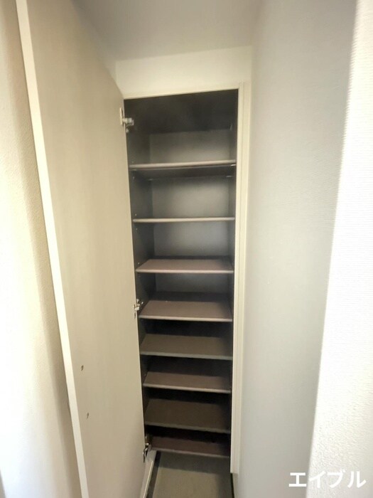 物件内観写真13　(靴箱)