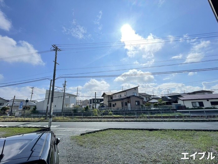 物件内観写真19　(室内からの展望)