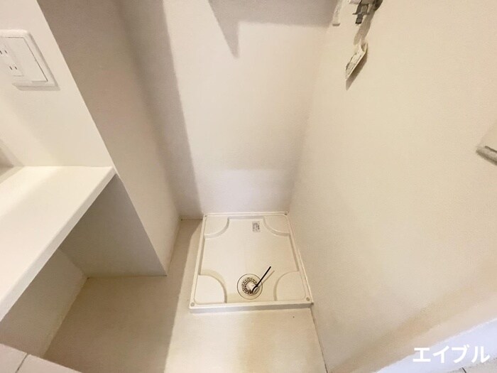 物件内観写真21　(洗濯機置場)