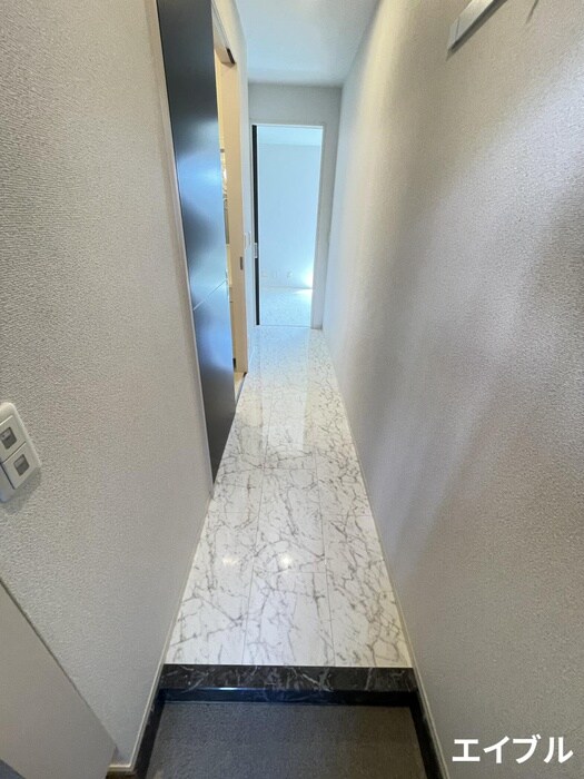 物件内観写真22　(玄関)