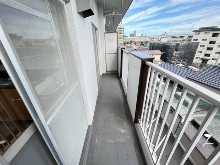 物件内観写真5　(ベランダ・バルコニー)