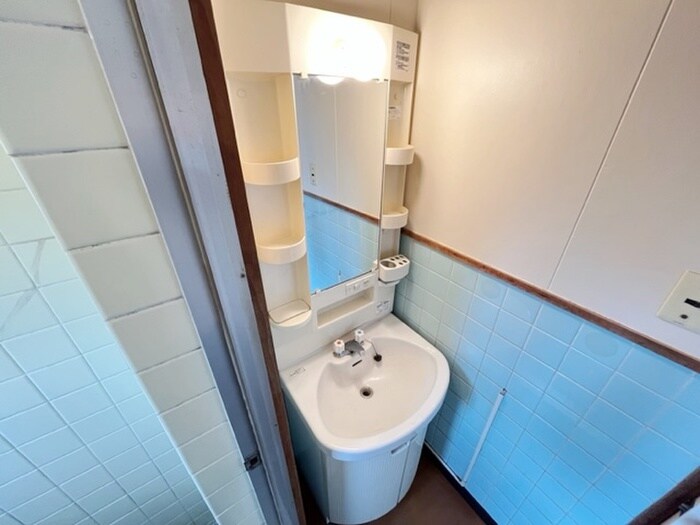 物件内観写真9　(洗面)