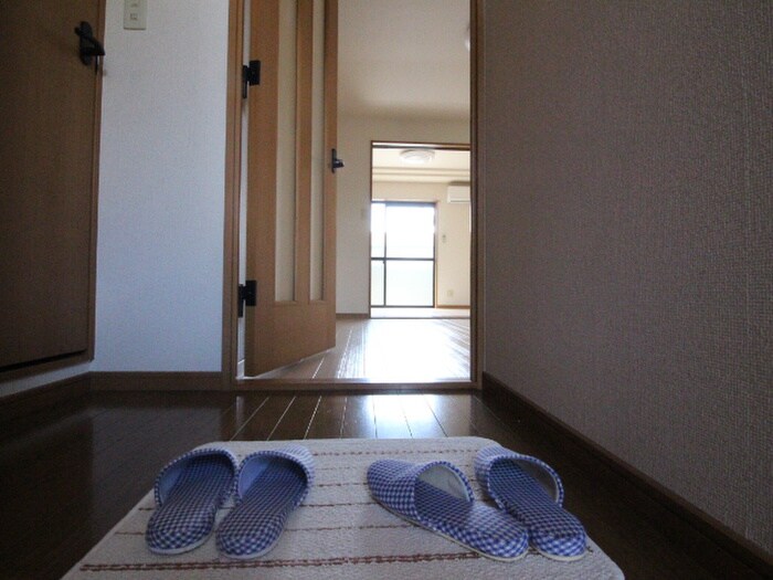 物件内観写真17　(廊下)