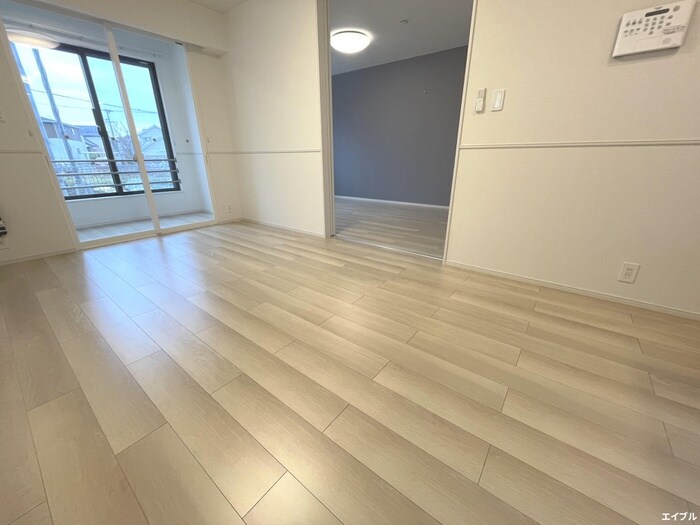 物件内観写真9　(居室)