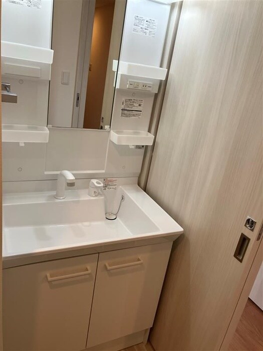 物件内観写真12　(洗面)