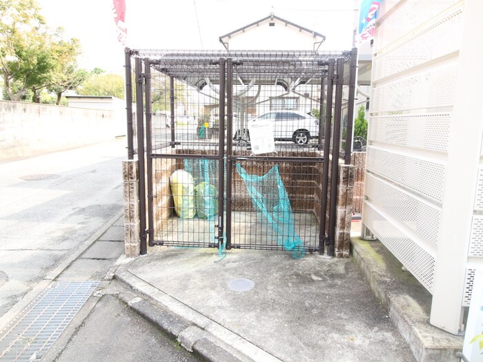 物件外観写真3　(建物設備)