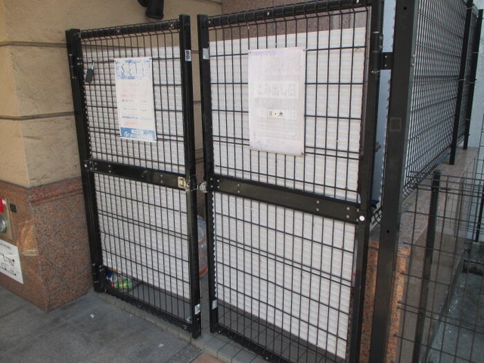 物件外観写真6　(建物設備)