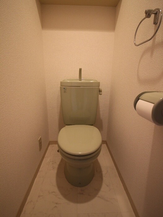 物件内観写真13　(トイレ)