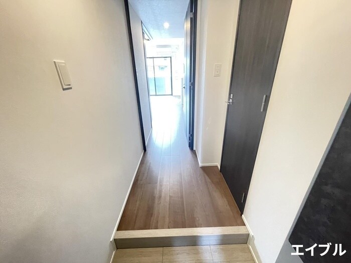 物件内観写真19　(玄関)