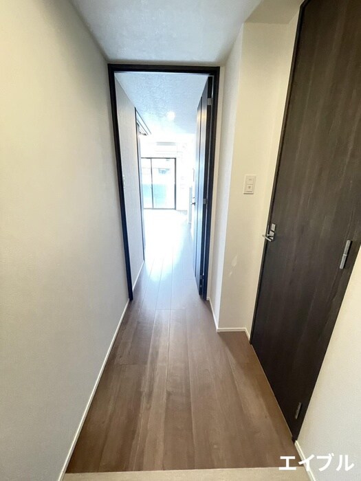 物件内観写真21　(廊下)