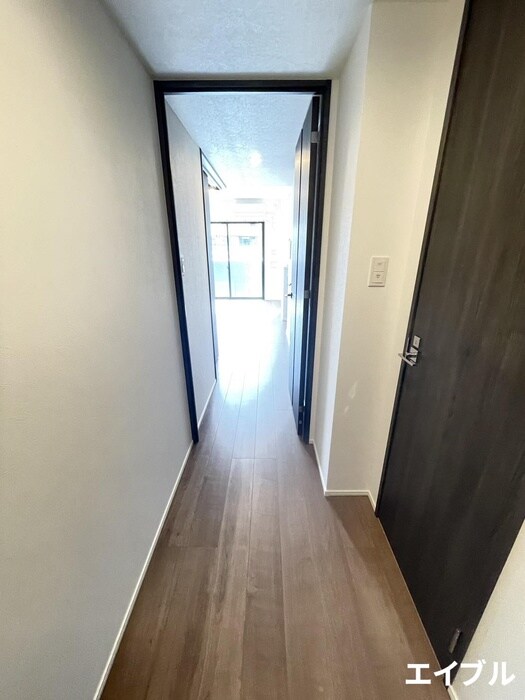 物件内観写真21　(廊下)