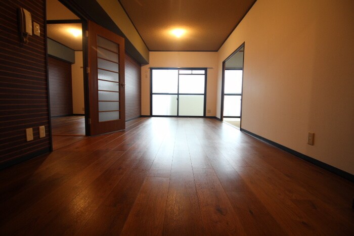 物件内観写真21　(居室)