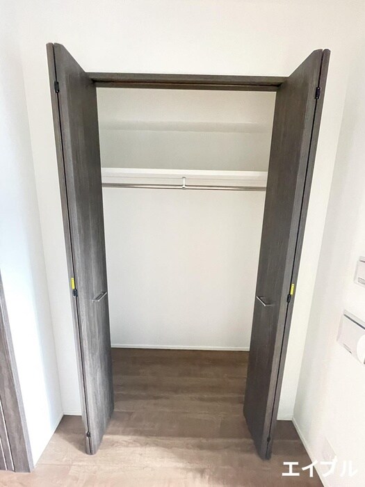 物件内観写真13　(収納)