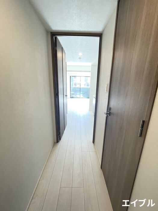 物件内観写真18　(廊下)