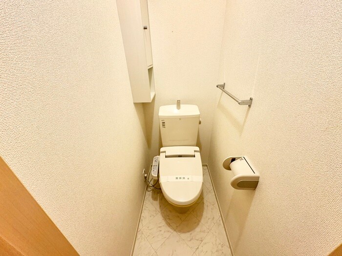 物件内観写真11　(トイレ)
