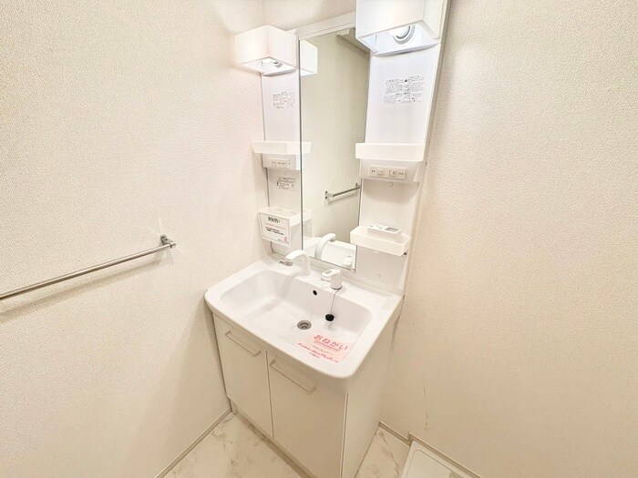 物件内観写真12　(洗面)