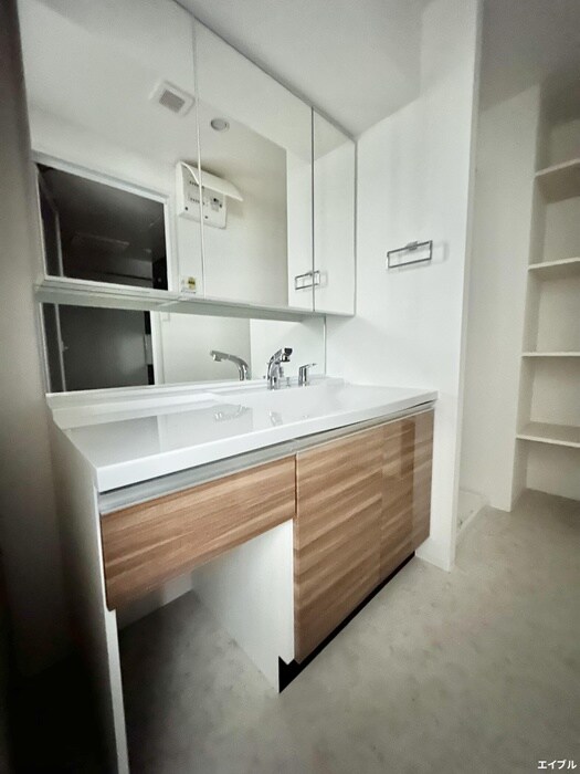 物件内観写真12　(洗面)