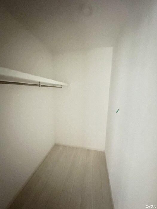 物件内観写真16　(収納)