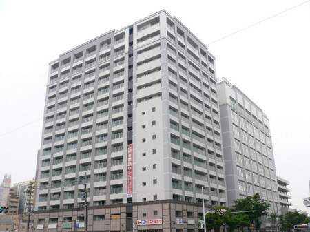 ラクレイス県庁口外観写真