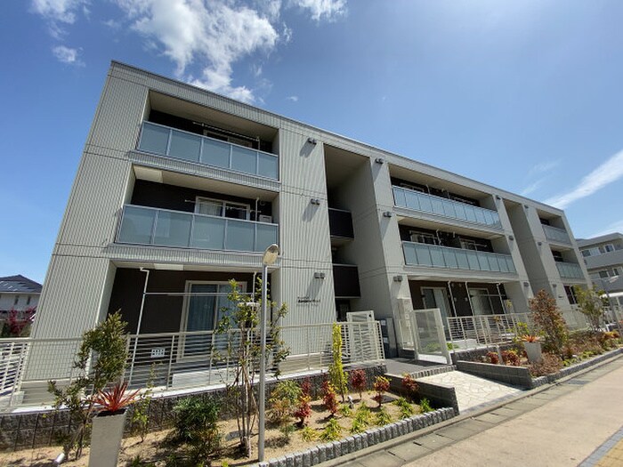 物件外観写真1　(外観写真)