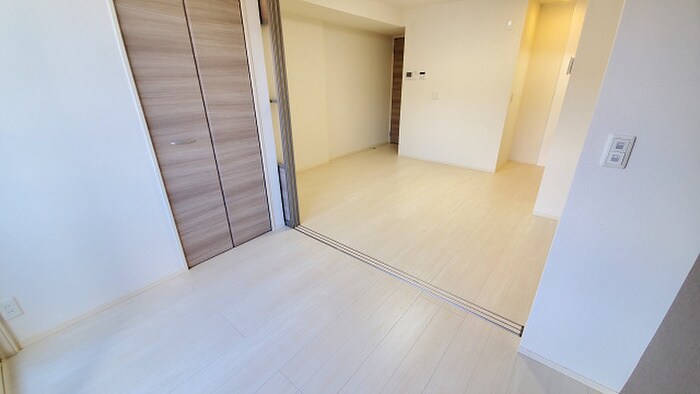 物件内観写真8　(内観写真)