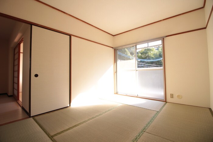 物件内観写真9　(居室)