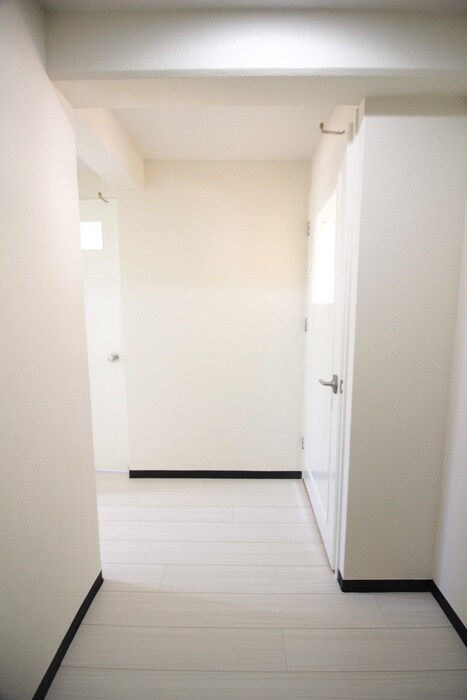 物件内観写真19　(廊下)