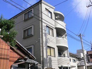 リセス外観写真