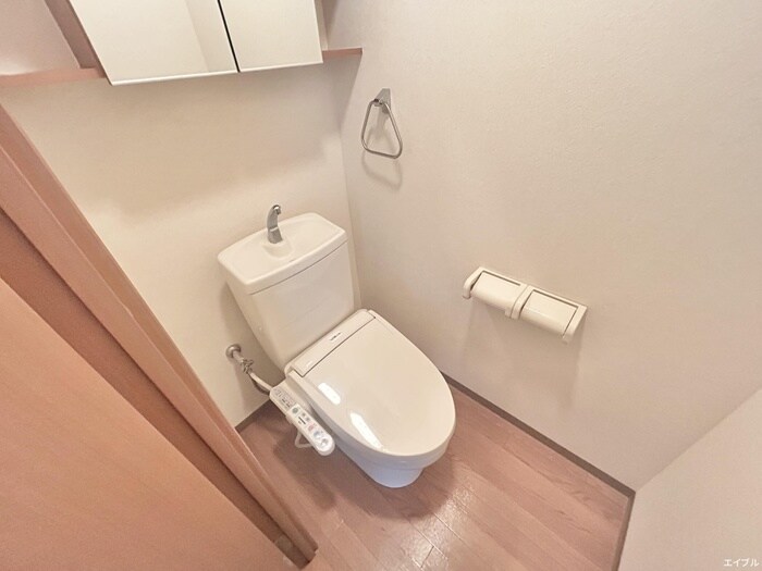 物件内観写真12　(トイレ)