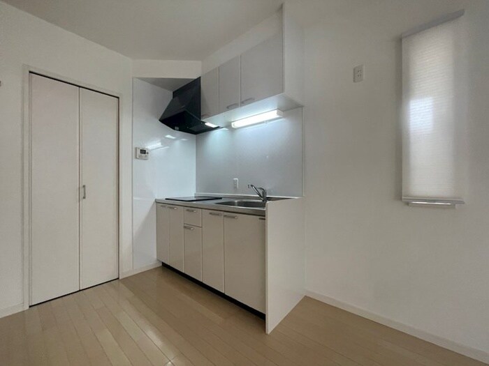 物件内観写真4　(キッチン)