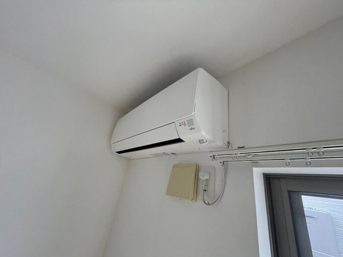 物件内観写真11　(廊下)