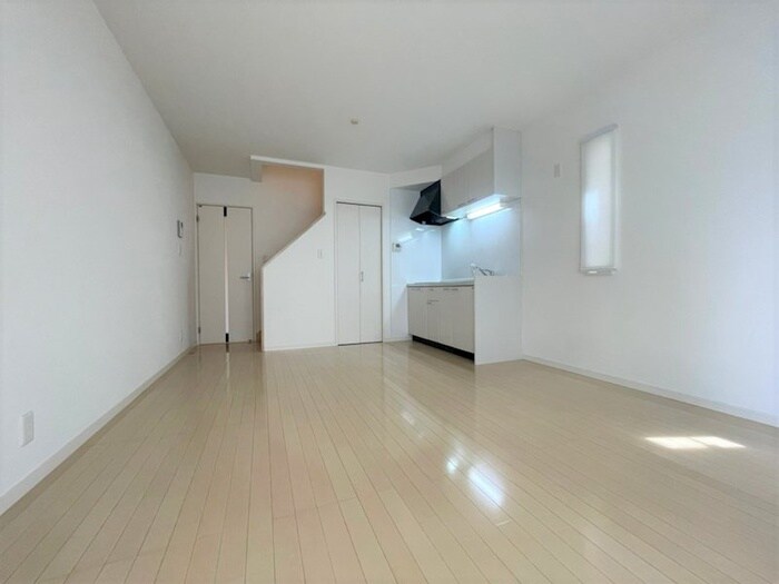 物件内観写真18　(内観写真)