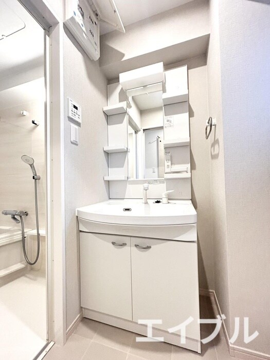 物件内観写真4　(洗面)