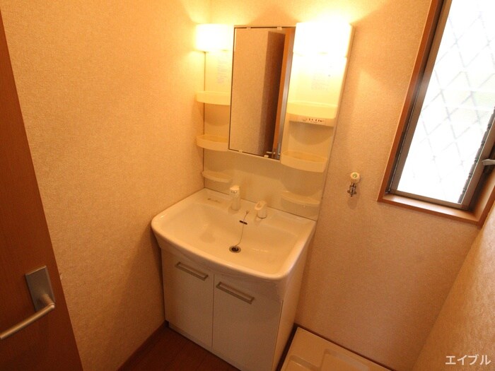 物件内観写真11　(洗面)