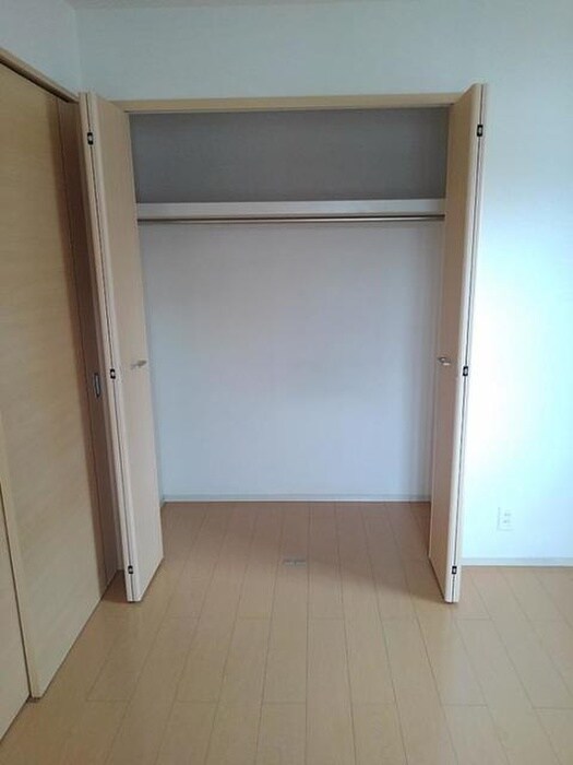 物件内観写真11　(収納)