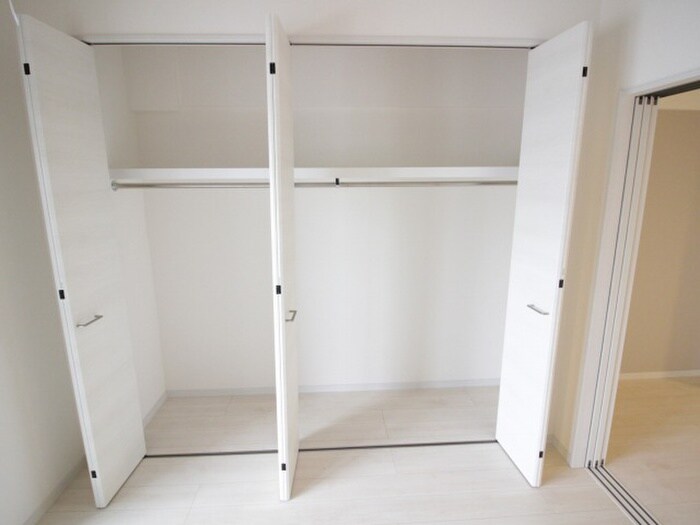 物件内観写真13　(収納)