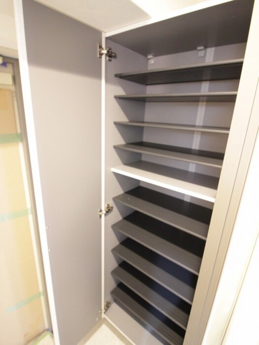 物件内観写真14　(靴箱)