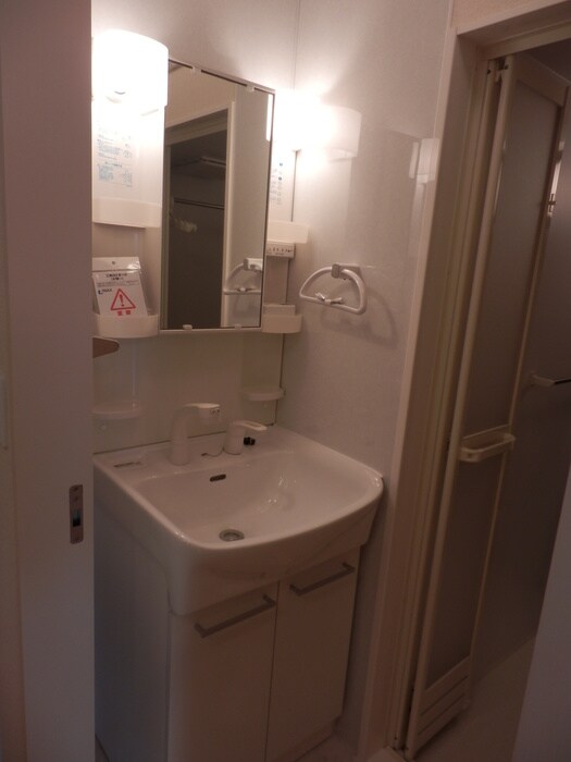 物件内観写真10　(洗面)