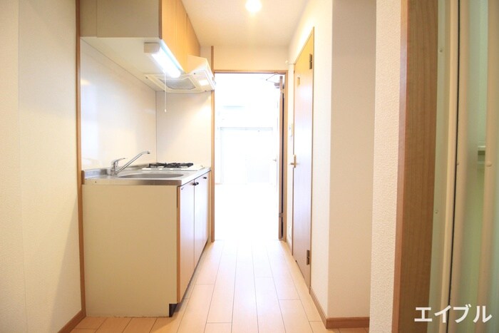 物件内観写真16　(廊下)