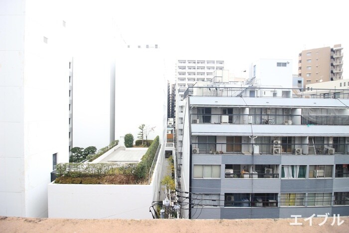 物件内観写真22　(室内からの展望)