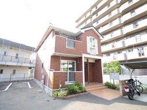 イシス下山門外観写真