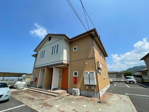 シャ－メゾン朽網Ｄ外観写真