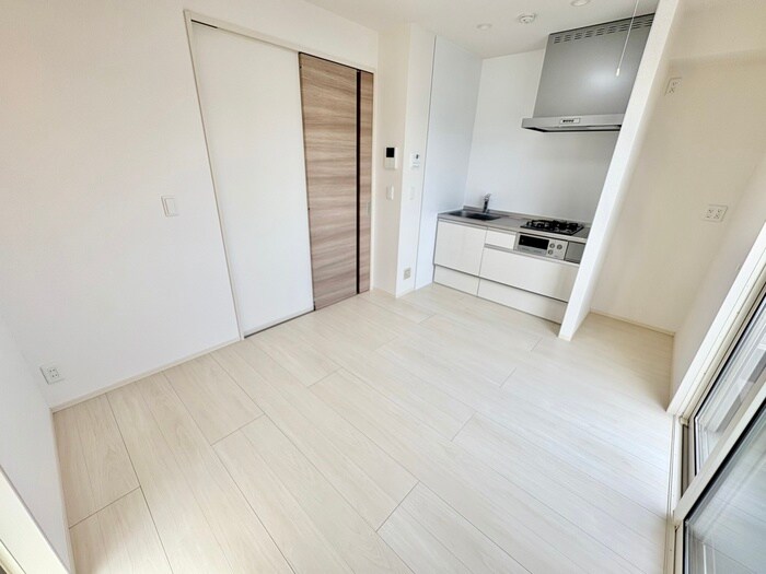 物件内観写真8　(居室)