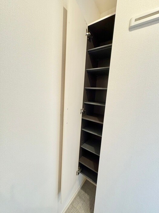 物件内観写真17　(靴箱)