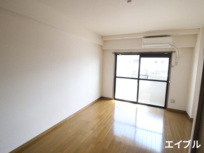 物件内観写真6　(居室)