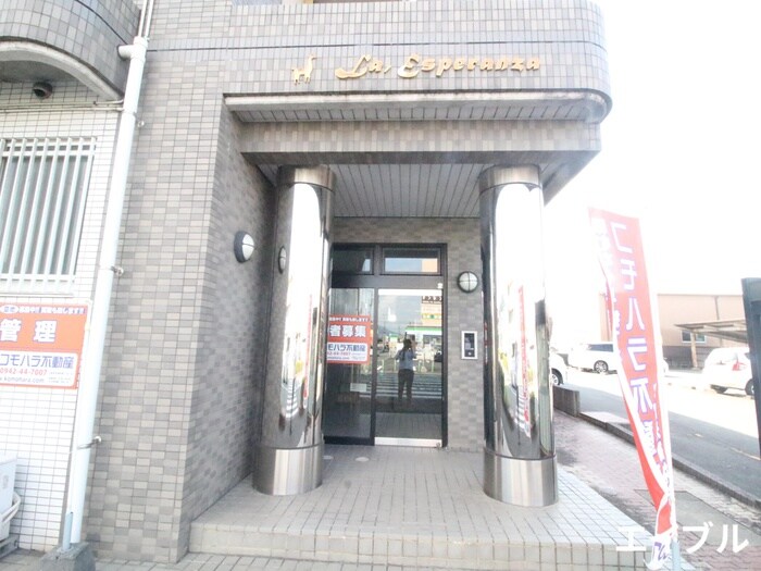 物件外観写真5　(エントランス部分)