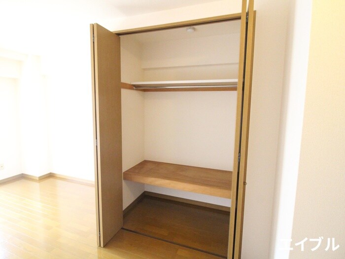 物件内観写真12　(収納)