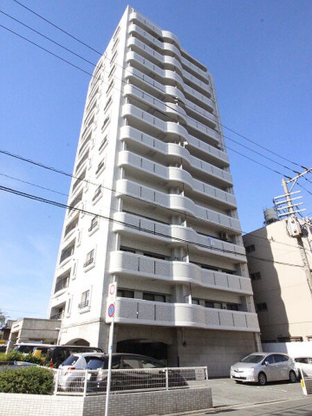 ﾗｲｵﾝｽﾞﾏﾝｼｮﾝ三萩野(304)外観写真