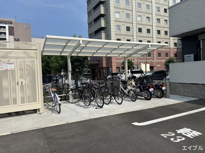 物件外観写真3　(駐輪場)