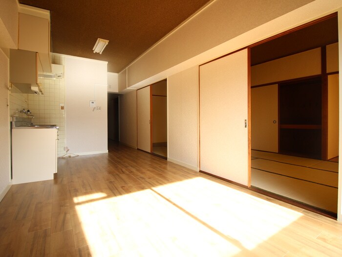 物件内観写真7　(居室)